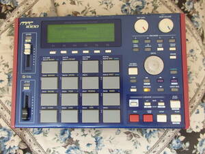 アカイ　MPC1000