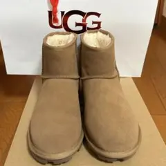 最終値下げ★即発送★UGG W ESSENTIAL MINIブラウン24.0