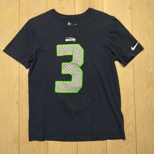 USA古着卸 Mサイズ NIKE TEE ナイキ NFL アメフト シアトル シーホークス 3 ラッセル ウィルソン 両面プリント Tシャツ 