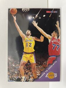 NBAカード　ブラディ・ディバッツ　VLADE DIVAC NBA HOOPS TRADE TO CHARLOTTE 1996 SKYBOX 【レイカーズ時代】