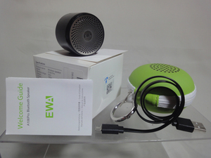 ワイヤレス・スピーカー：EWA A106 Mini Portable Wireless Speaker＋保護ケース（1枚：未使用）【保管品：中古（良品です）】