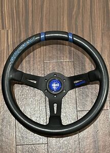 MOMO ステアリング　ドリフティング　Drifting ディープコーン　ブルー　中古品