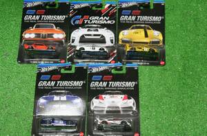 ホットウィール エンターテイメント グランツーリスモ（BMW 3.0 CSL、Nissan GT-R、Porsche 911GT3RS、Mustang Shelby GT500、GR Supra）