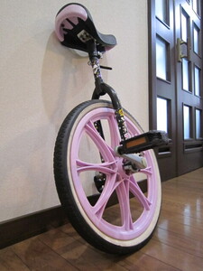 使用感少　良品　お子様のバランス感覚　運動神経アップに役立つ 一輪車 UNICYCLE 　ユニクル　ユニサイクル　★７１