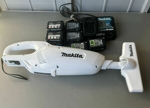 makita マキタ 充電式クリーナ CL107FD掃除機 充電器付き バッテリー BL1015X4個 //BL1040B X2個 //動作確認済み