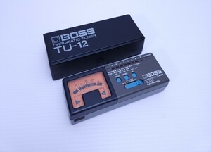 美品 BOSS ボス CHROMATIC TUNER TU-12 チューナー ケース付 動作未確認 (H-118)