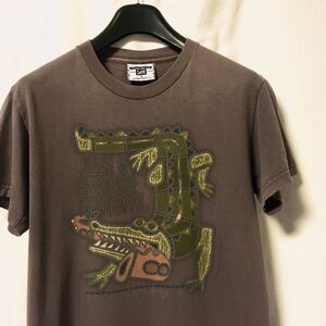 5千スタ【1997年 USA製 JAZZ&HERITAGE FESTIVAL ビンテージ Tシャツ】ジャズ Leeボディ 音楽 フェス 90s バンド 古着　レア　ワニ　S