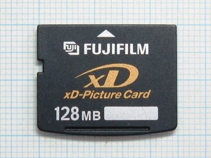 ★FUJIFILM xD ピクチャーカード １２８ＭＢ 中古★送料８５円・１８５円