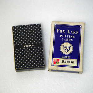 【中古品】昭和レトロ：FOX LAKE / フォックスレイク：HAINES：手品用仕掛けトランプ：Victor / ビクター トランプ：ニッパー犬：2点セット