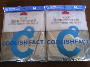 ★☆新品　2枚　COOLISHFACT　クーリッシュファクト 　吸汗速乾・抗菌防臭・消臭　深VネックTシャツ　M☆★