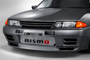 ニスモ　nismo　スカイラインGT-R BNR32・BCNR33 インタークーラー 14461-RS582　v-spec　Nur　新品未使用　即納在庫有