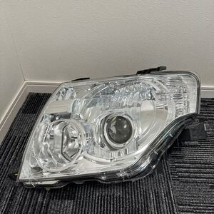 中古 美品 三菱 V97W V95W V93W パジェロ 後期 純正 左 助手席 HID ヘッドライト KOITO 100-67016 打刻:14