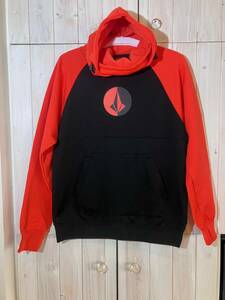 送料込 新品 VOLCOM ボルコム サイズM HYDRO RIDING HOODIE パーカー フーディー 送料無料