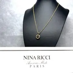 【正規品】NINA RICCI ゴールドカラー ロゴネックレス