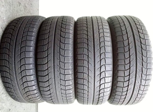 バリ山スタッドレス 225/55R17 ミシュラン MICHELIN X-ICE XI2 4本セルシオシーマフーガBMW F10 F11 X1 AUDI A8 BENZ W220 W639 VIANO XF