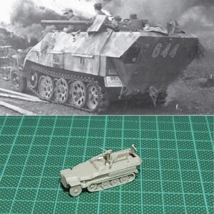 1/144 レジンキット WWII German Sdkfz251/16 Flame Thrower