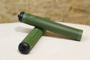 自転車 BMX グリップ ECLAT SHOGUN GRIP ARMY GREEN 即決 送料無料 新品未使用