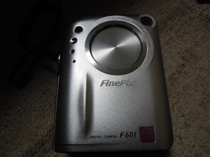 Fujifilm Finepix F601 中古 送料無料