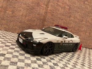 1/18 日産 GT-R R35 警視庁仕様