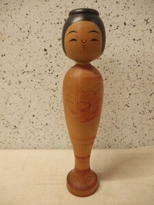 0640441s【佐藤佳樹 津軽系 温湯 伝統こけし】中古品/木工 工芸品 置物/H30.5cm程度/日本人形