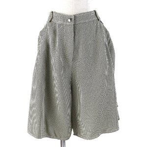 未使用品△LOUIS VUITTON ルイヴィトン 2024年 LVレザーパッチ カラコラム フレア ショートパンツ 裏地シルク100% ベージュ 黒 40 正規品