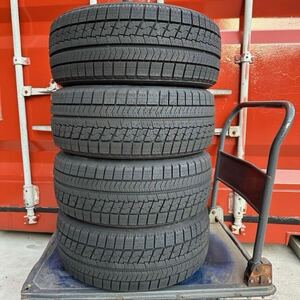 【新品】 スタッドレスタイヤ　215/45R17　ブリヂストン　BLIZZAK　VRX　215/45/17　4本　冬タイヤ　【来店交換も大歓迎】