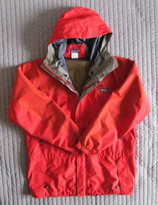 【中古品】patagonia パタゴニア ゴアテックス ストームジャケット Mサイズ