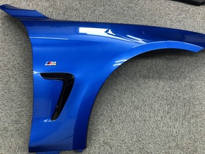 BMW F32　４シリーズ 右 フェンダー　Mスポーツ　部品番号表記なし H0093