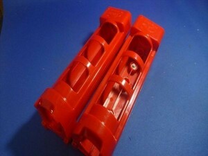 2個セット赤・ロッドホルダー　ネジ付き　タックルボックス・ハードバッカン、バケツ・船・車内等でおつかいください。艤装・室内等で