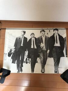 希少！the beatles☆ビートルズ☆ポスター☆歩く4人☆人気！激レア！ジャンク！