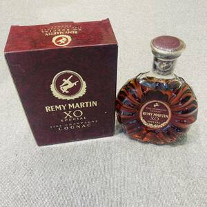 【ND0610.4-6FK】1円スタート～ REMY MARTIN XO SPECIAL COGNAC レミーマルタン コニャック 残9割 未開栓 箱有 お酒 古酒 洋酒 長期保管品