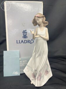 AK0605293　▲ LLADORO リヤドロ 私の宝もの ワンピース 女性 高さ 約31.5cm　西洋 陶器 置物 インテリア 雑貨 箱付き 中古 ジャンク