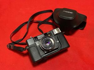 Konica C35 フィルムカメラ 専用カバーとストラップ付1378ー01ー2