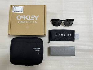 OAKLEY × FRAGMENT DESIGN Frogskins TITANIUM オークリー フロッグスキン フラグメントデザイン コラボ チタン素材 日本製 