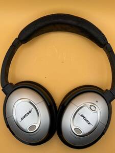 BOSE QC15 ヘッドホン (ケーブル、ケース付き) 中古品 動作未確認 アルコール消毒済み