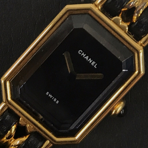 シャネル プルミエール クォーツ 腕時計 ブラック文字盤 Mサイズ 未稼働品 レディース 付属品あり CHANEL