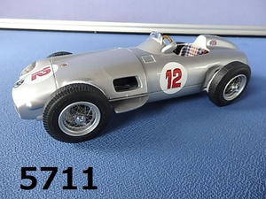 ■FK-5711◆絶版　CMC Mercedes Benz W196 Silberpfeil-Monoposto 1:18 ミニカー　12番　ITEM №M-042 20240705