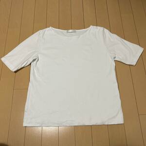 美品ドゥクラッセ　DoCLASSE XLサイズ　白　美シルエットトップス　Tシャツ