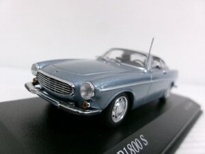 ミニチャンプス 1/43 ボルボ P1800 S 1969 ライトブルーメタリック (2255-249)