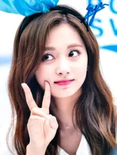 ツウィ直筆サイン入り2Lサイズ写真…Tzuyu…TWICE…⑮