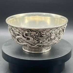 旧家蔵出 古玩 浮彫双龍戯珠銀碗乾隆年制純銅工芸品の置物 復古 2104