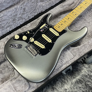 Fender American Professional II Stratocaster Left-Hand Maple Fingerboard Mercury