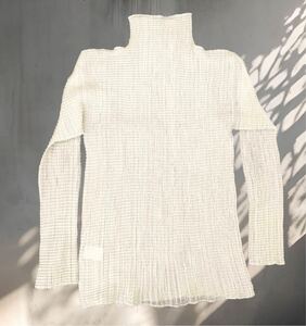 １円スタート！！美品 イッセイミヤケ ハイネック プリーツ レディース (Lサイズ) PLEATS PLEASE ISSEY MIYAKE ハイネック