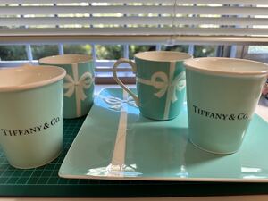 TIFFANY&CO.コーヒーカップ2個プラスマグカップ2個プラス角皿大皿スクエアdinnerプレート5点セット【箱無】 ティファニー マグカップ 美品