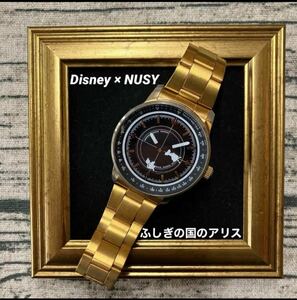 Disney× NUSY ふしぎの国のアリス ビッグフェイスウォッチ フェリシモ 腕時計 クオーツ　追いかけっこ　アリス　白うさぎ