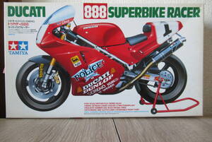 DUCATI 888 SUPERBIKE RACER タミヤ製 1/12スケールプラモデル