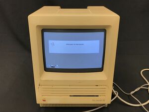 0801-104TYE6805 パソコン 通電〇パスワード不明 Apple Computer Macintosh SE M5011 800K Drive キーボード M3501 マウス M2706 付き