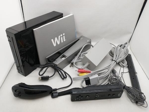 ジャンク 【箱無し、使用感あり、写真以外に付属するものはありません】 Wii:クロ(リモコンプラス同梱)