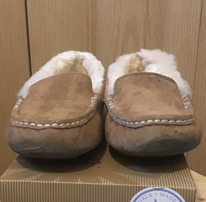 送料込＊正規品 UGG Australia アグオーストラリア アンスレー US6 23cm チェスナット ベージュ Ansley ムートンモカシン スリッポン＊即決