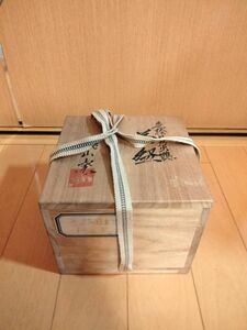 【未使用美品】桃山窯　茶碗　色絵日乃出鶴　茶器　茶道具　共箱